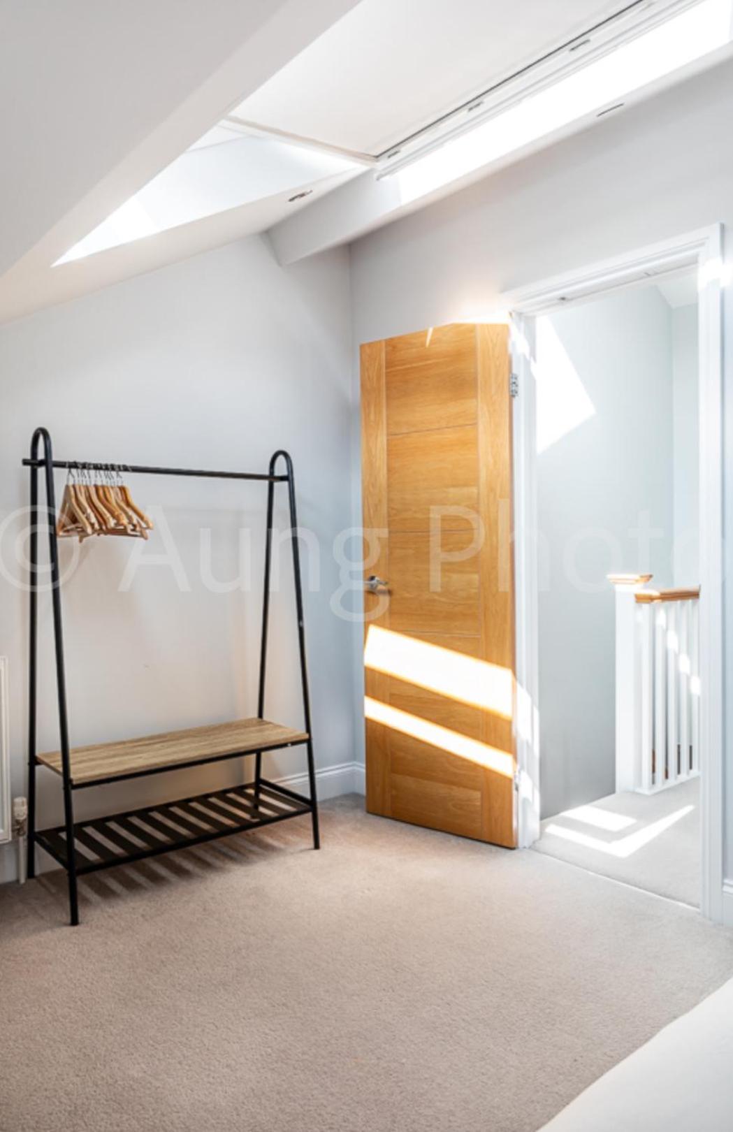 Exceptional 2 Bed Boutique Home In 밀힐 외부 사진