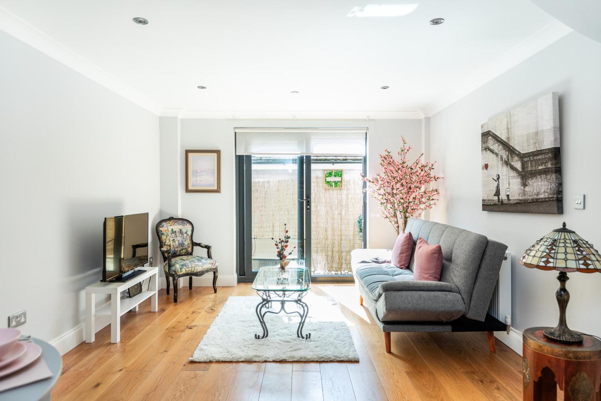 Exceptional 2 Bed Boutique Home In 밀힐 외부 사진